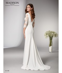 Vestido de novia con escote barco