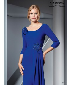 Vestido largo en crepe con escote redondo