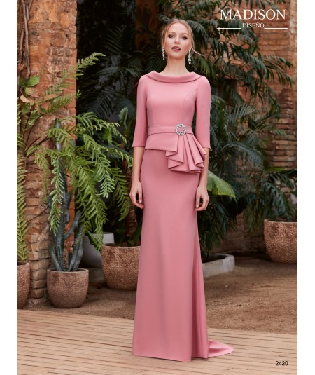 Vestido largo liso en crepe con cuello doble al bies y faldones de tabla