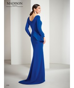 Vestido largo de madrina mate en crepe mate