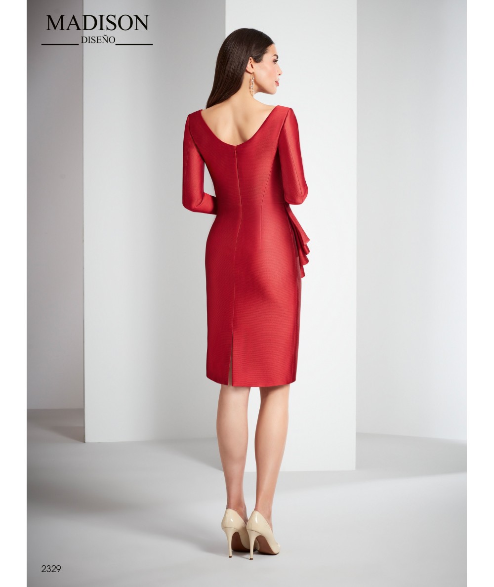 Short red dress made of a balenciaga tussord