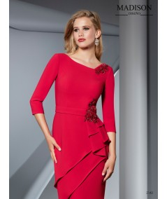 Short cocktail dress in red crepe