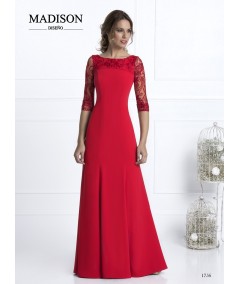 Vestido largo rojo con encaje