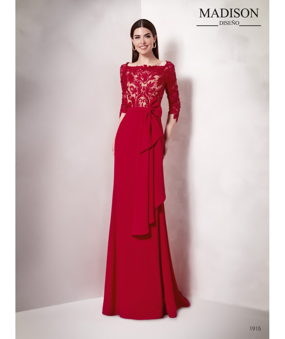 Vestido largo tul bordado en relieve