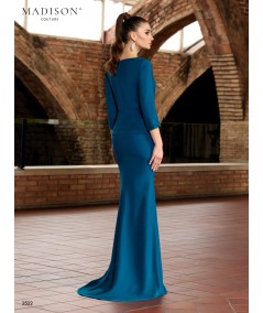 Vestido azul petróleo con detalles en cintura y corte estilizado