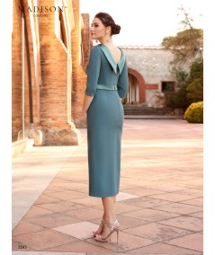 Vestido verde agua con escote barco y detalles en la cintura | Madison