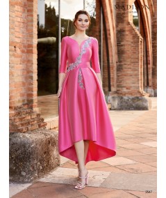 Vestido rosa asimétrico con bordados plateados | Madison Couture