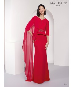 Vestido madrina rojo intenso con capa | Modelo 2625